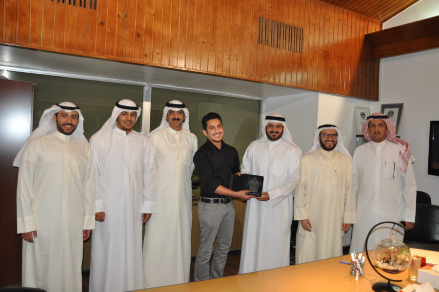 تقديم الاستشارات للطلبة الكويتيين الدارسين في الخارج حول البرامج الهندسية المعتمدة